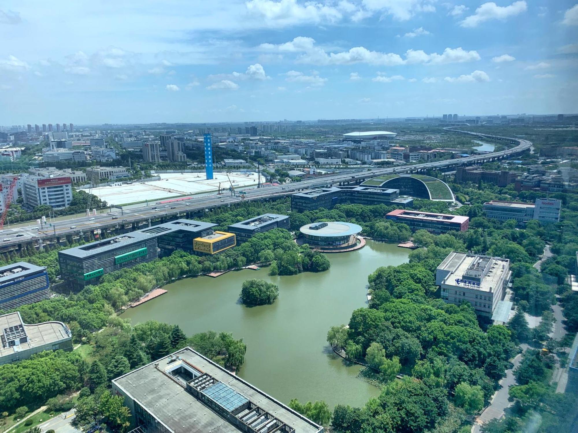 Shanghai Marriott Hotel Pudong East Bagian luar foto