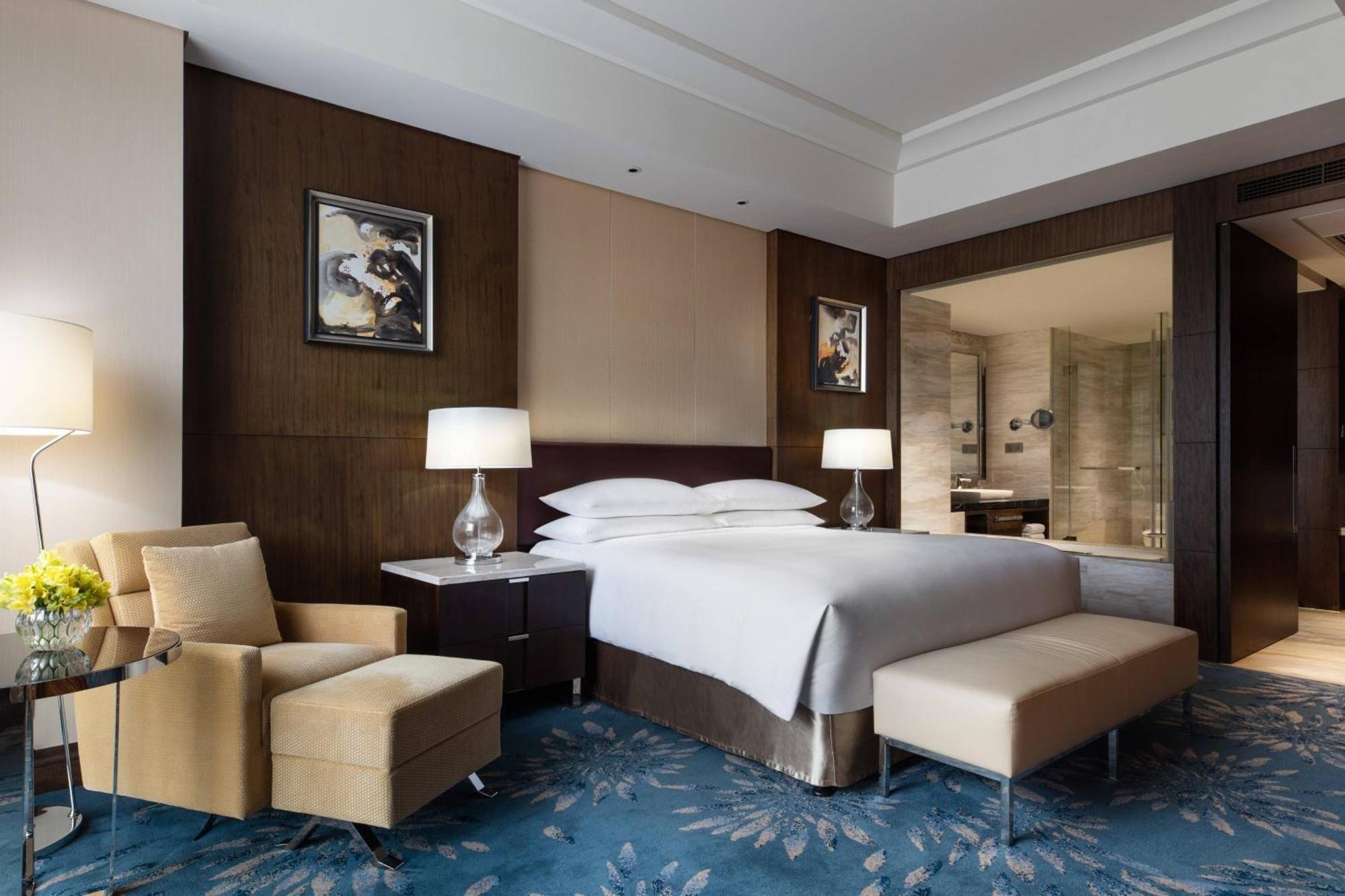 Shanghai Marriott Hotel Pudong East Bagian luar foto